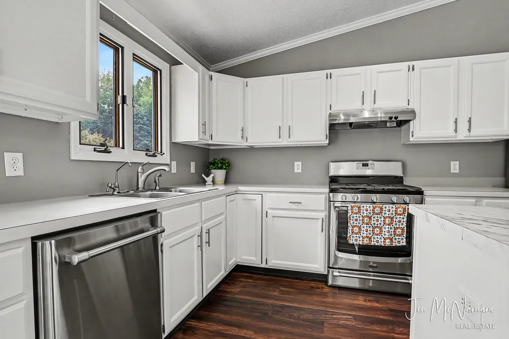 4050 Rector Street NE Algoma Township MI 49341