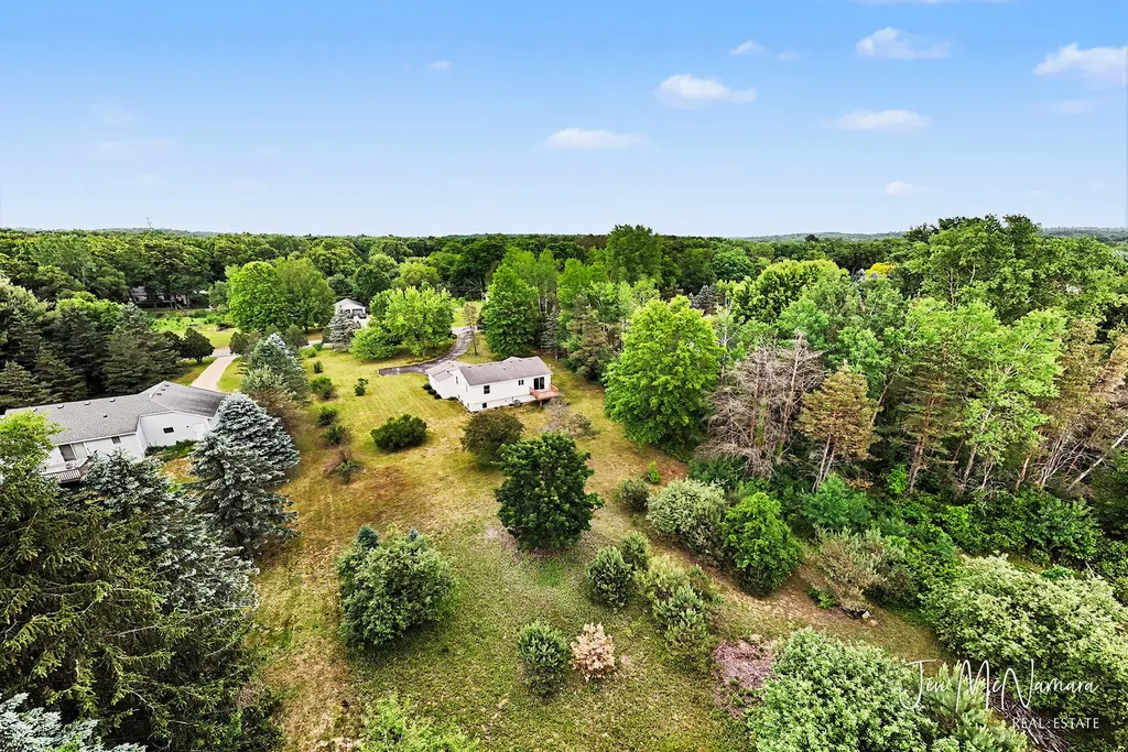 4050 Rector Street NE Algoma Township MI 49341