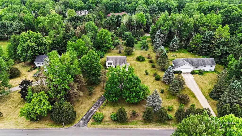 4050 Rector Street NE Algoma Township MI 49341