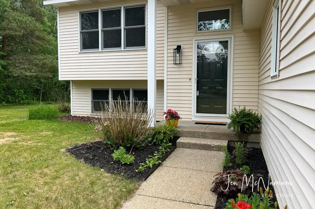 4050 Rector Street NE Algoma Township MI 49341