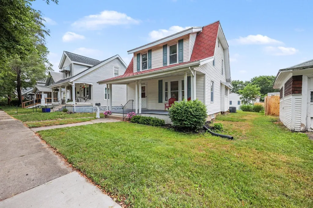 1012 Powers Avenue NW Grand Rapids City MI 49504