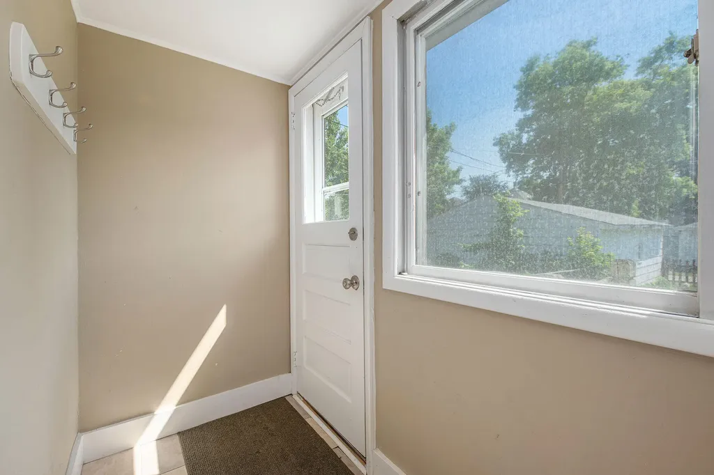 1012 Powers Avenue NW Grand Rapids City MI 49504