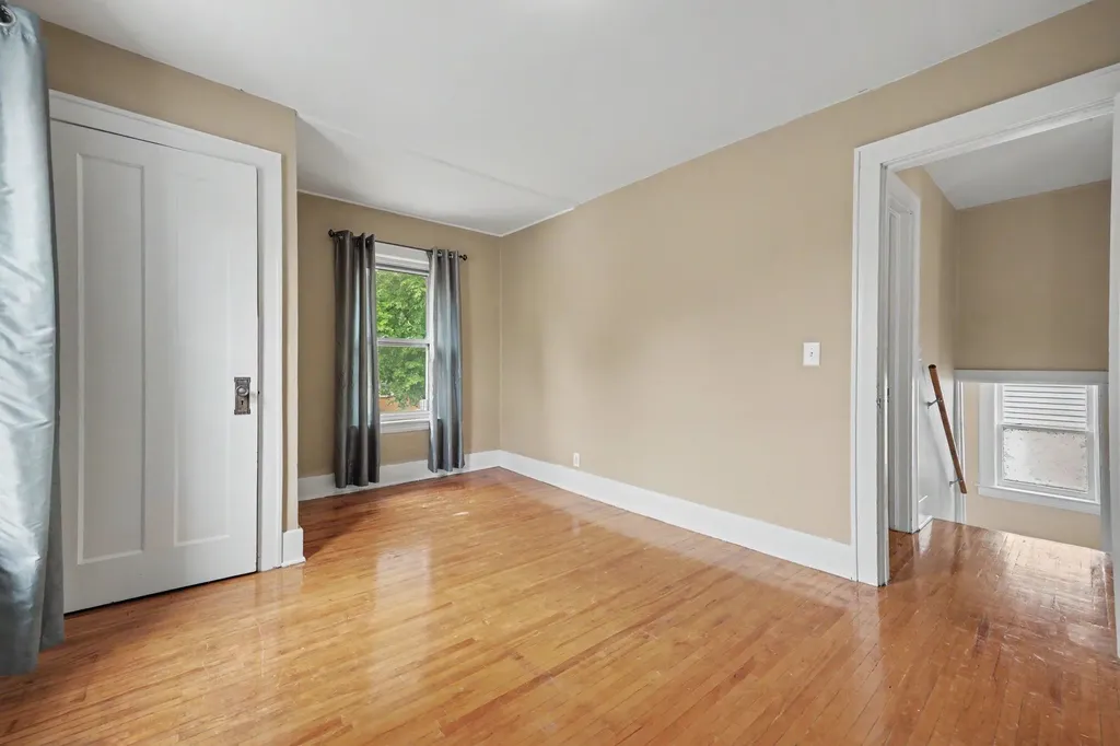 1012 Powers Avenue NW Grand Rapids City MI 49504