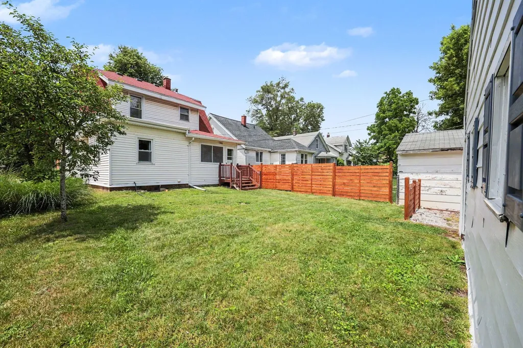 1012 Powers Avenue NW Grand Rapids City MI 49504