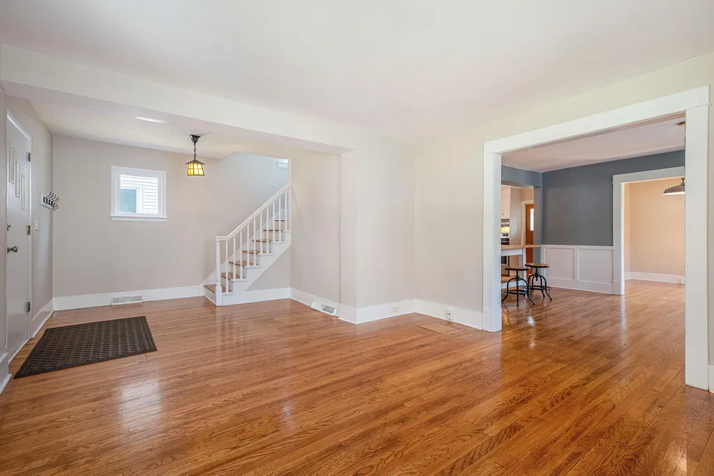 1012 Powers Avenue NW Grand Rapids City MI 49504