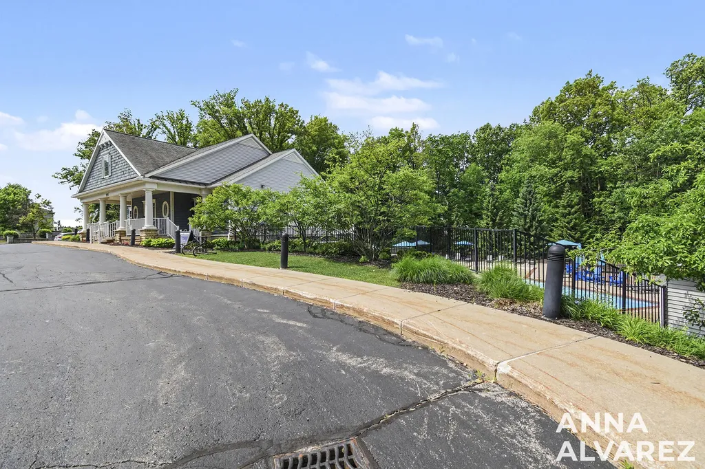 4866 Ausable River Drive SW Wyoming City MI 49418