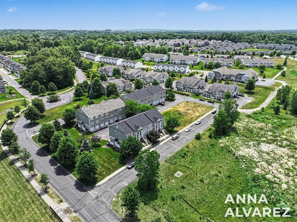 4866 Ausable River Drive SW Wyoming City MI 49418