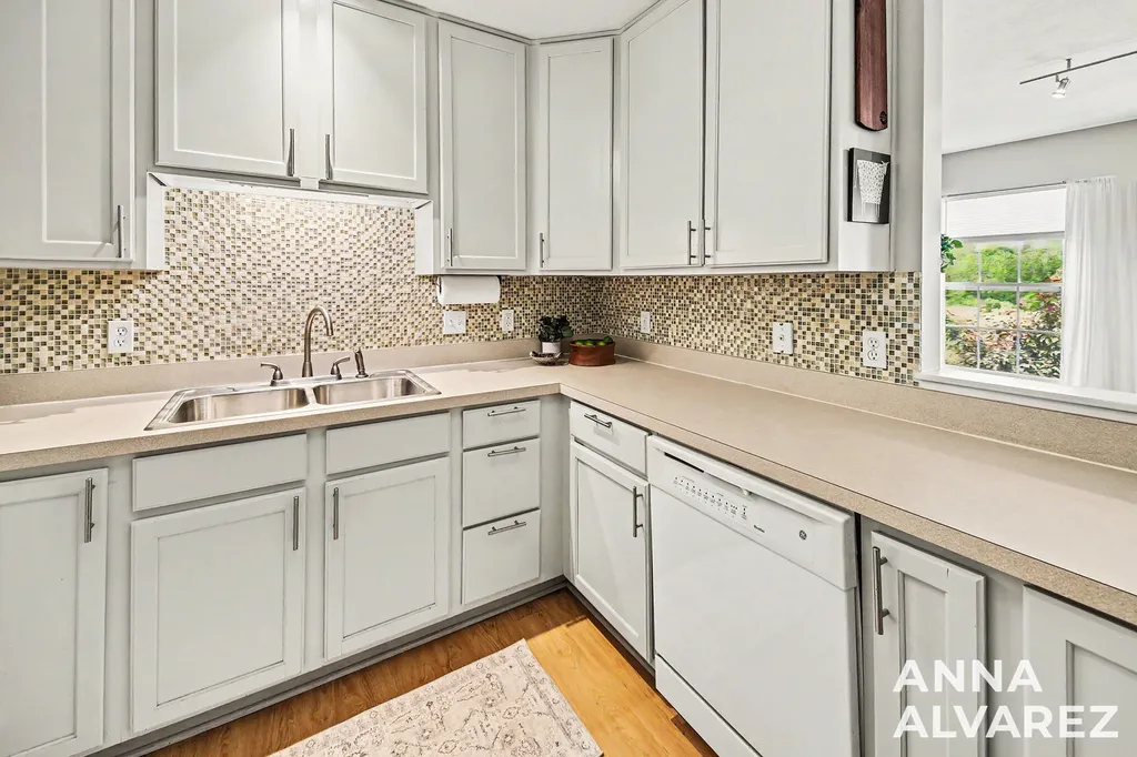 4866 Ausable River Drive SW Wyoming City MI 49418