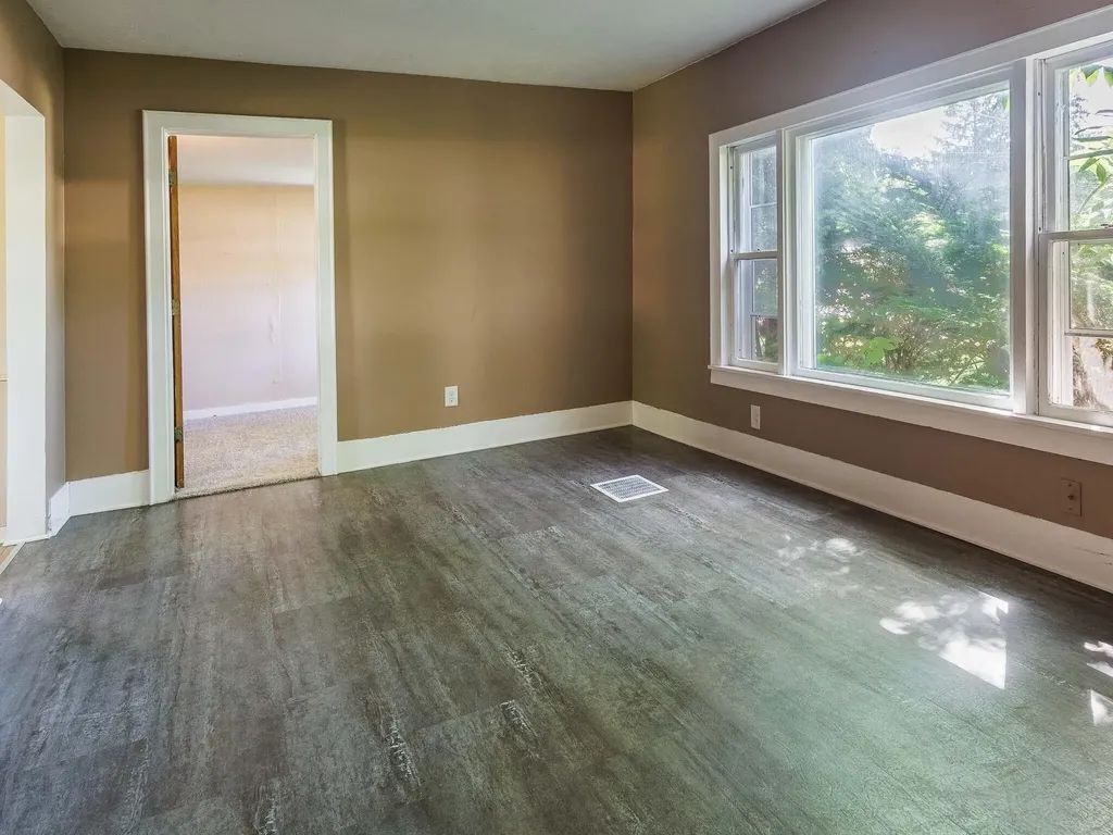 9 Carrie Street Sparta Township MI 49345