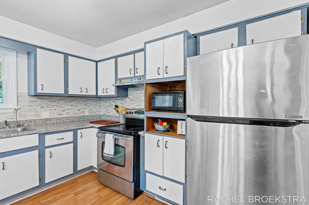 15703 Vineyard Drive Spring Lake Township MI 49456