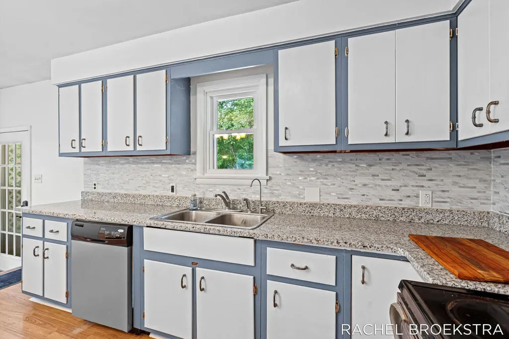 15703 Vineyard Drive Spring Lake Township MI 49456
