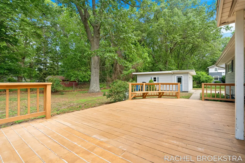 15703 Vineyard Drive Spring Lake Township MI 49456
