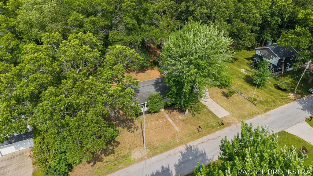 15703 Vineyard Drive Spring Lake Township MI 49456