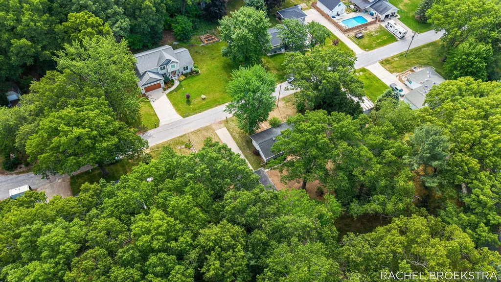 15703 Vineyard Drive Spring Lake Township MI 49456