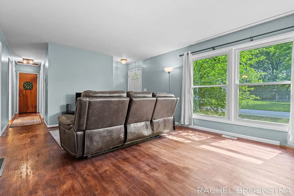 15703 Vineyard Drive Spring Lake Township MI 49456