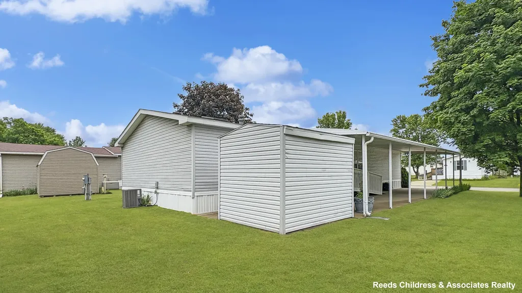 13797 Bluebell Lane Cedar Springs City MI 49319