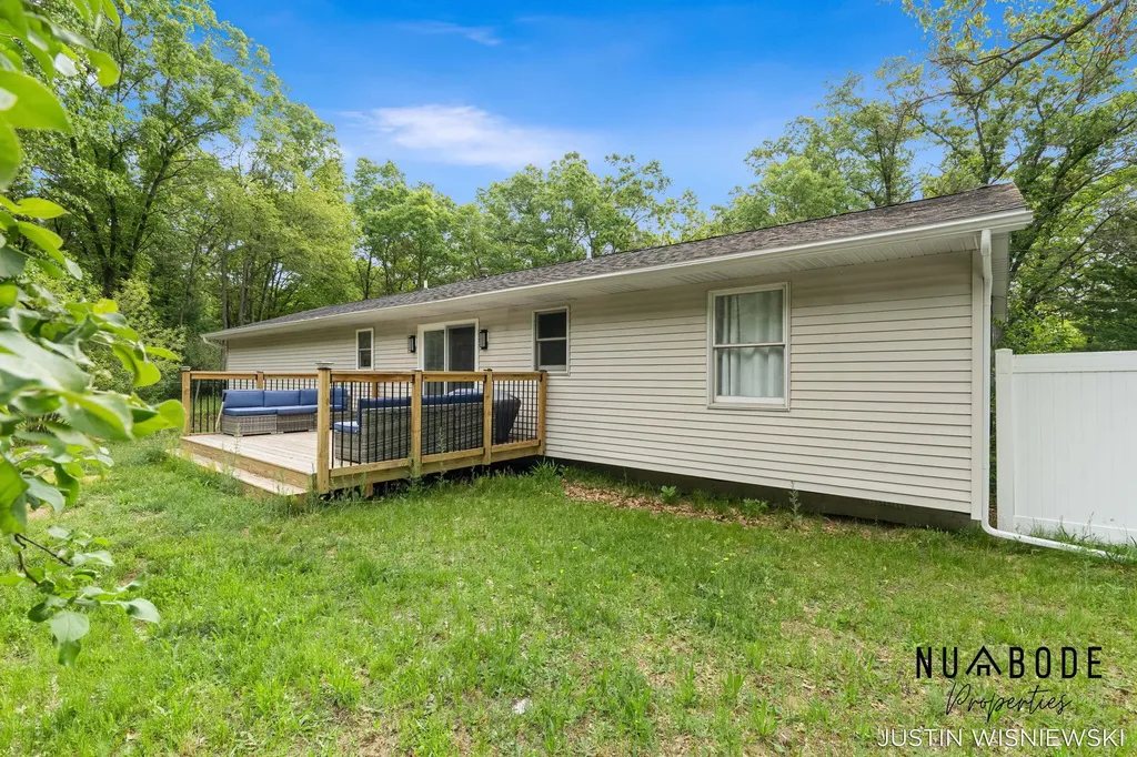 5961 N Weber Road Fruitland Township MI 49461