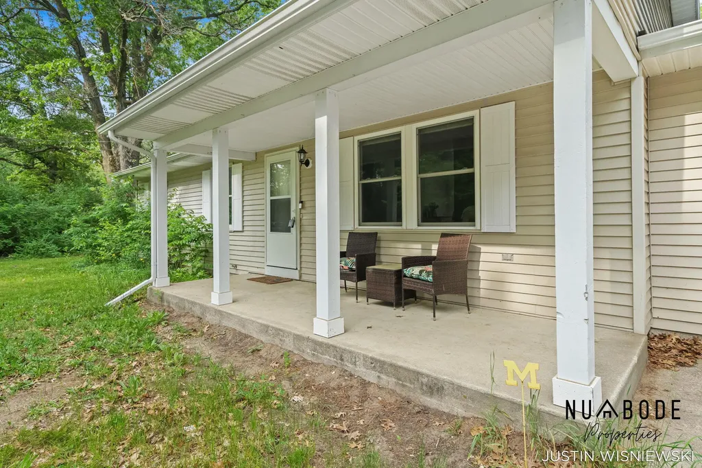 5961 N Weber Road Fruitland Township MI 49461