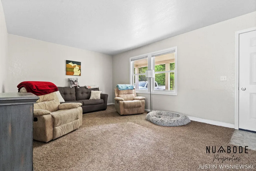 5961 N Weber Road Fruitland Township MI 49461