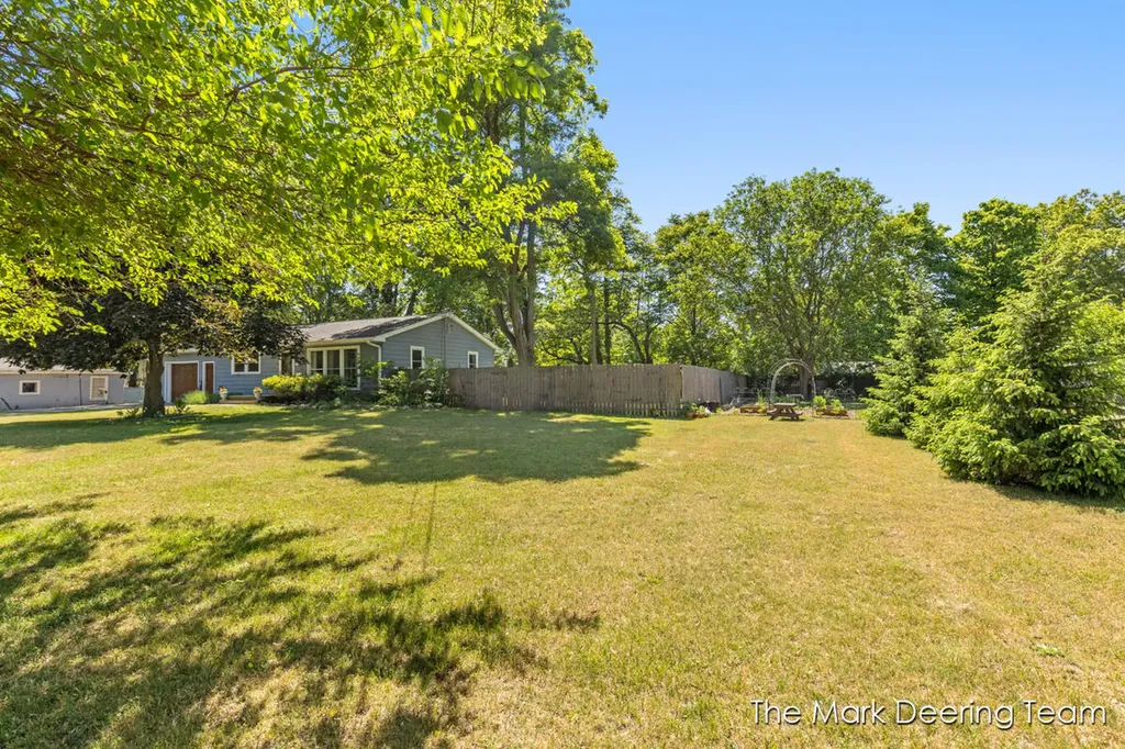 107 Elm Street Allegan City MI 49010