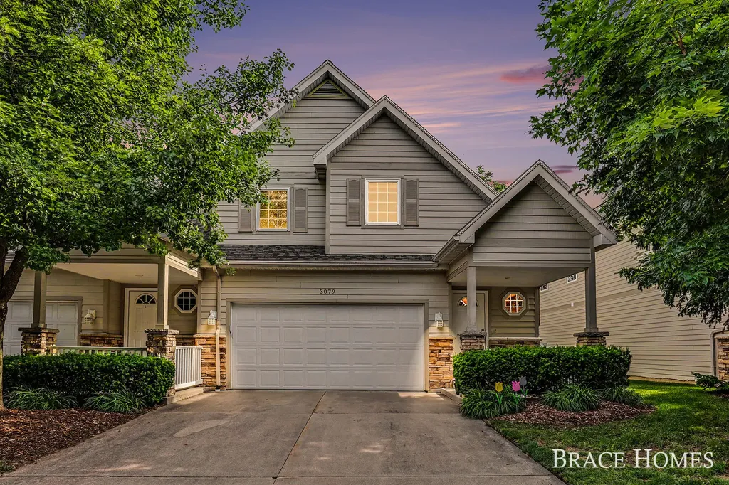 3079 Ledgestone Place NE Grand Rapids Charter Township MI 49525
