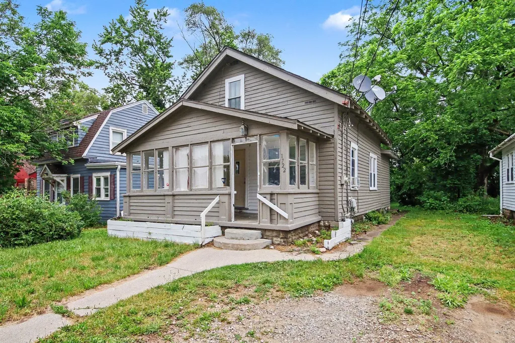 1722-1727 Alto Avenue SE Grand Rapids City MI 49507