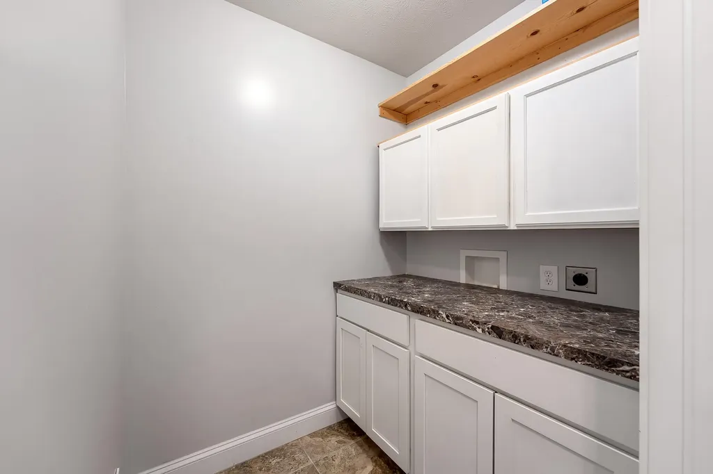 4518 Mesa Street SE Leighton Township MI 49316