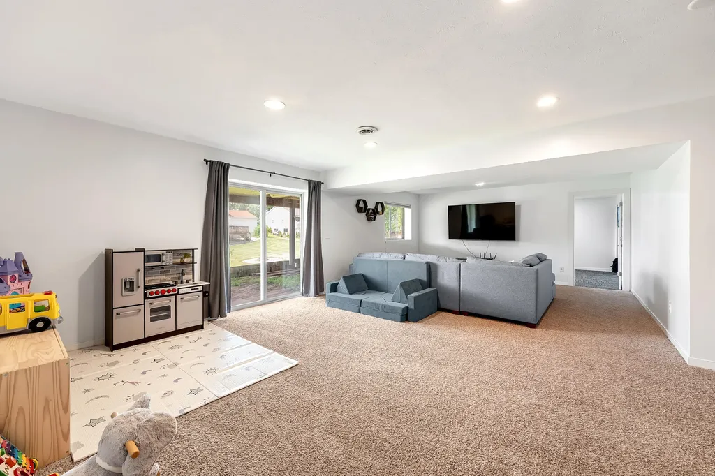 4518 Mesa Street SE Leighton Township MI 49316