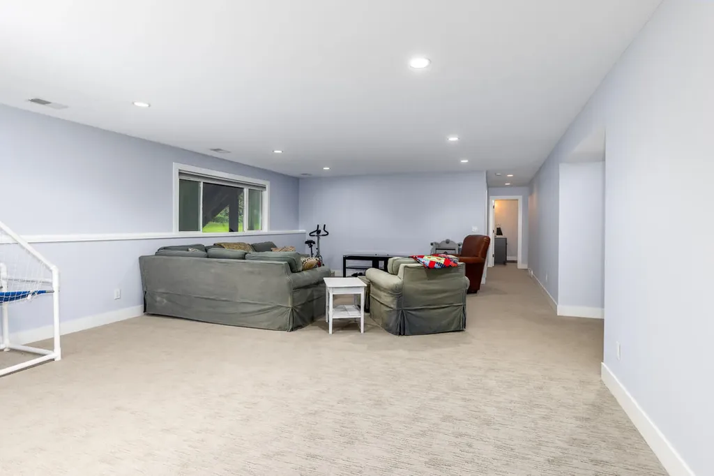 1422 Crystalline Drive SE Gaines Charter Township MI 49316