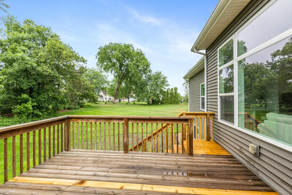 1422 Crystalline Drive SE Gaines Charter Township MI 49316