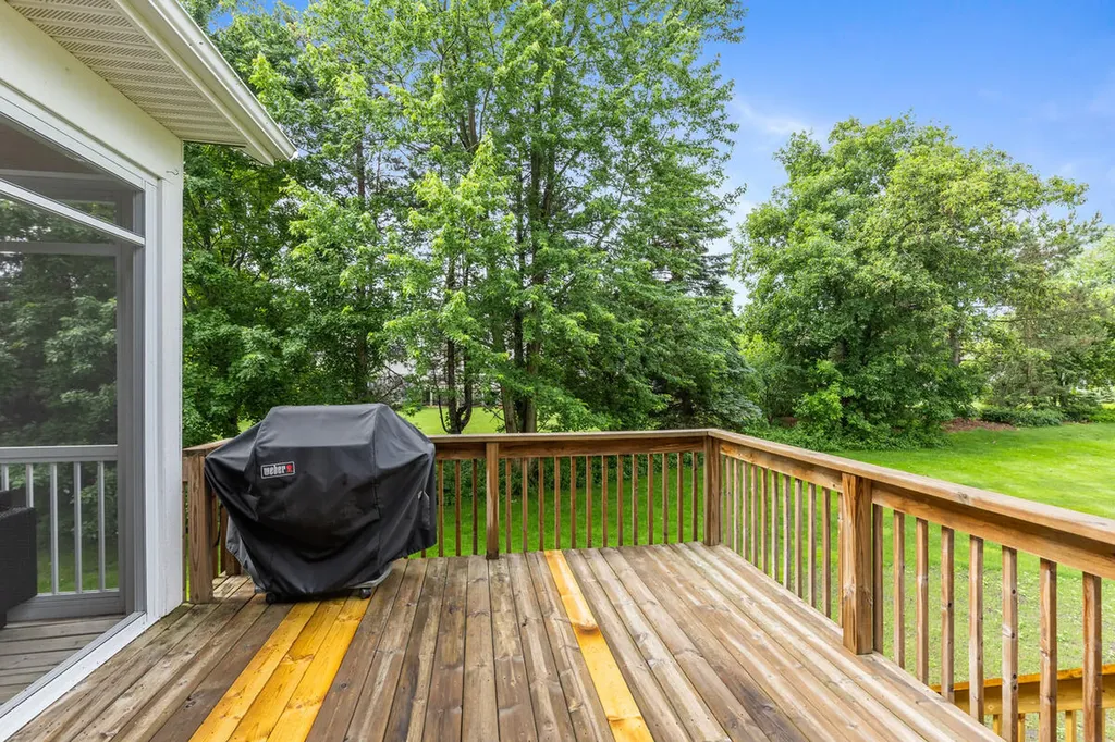1422 Crystalline Drive SE Gaines Charter Township MI 49316