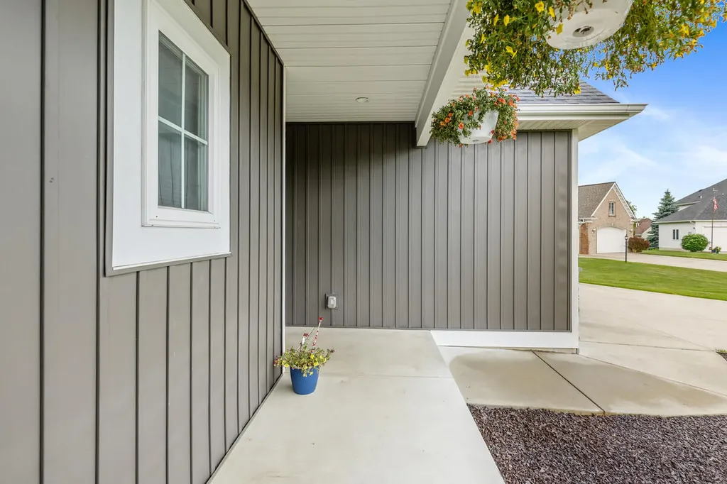 1422 Crystalline Drive SE Gaines Charter Township MI 49316