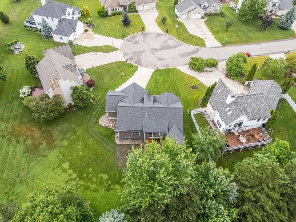 1422 Crystalline Drive SE Gaines Charter Township MI 49316