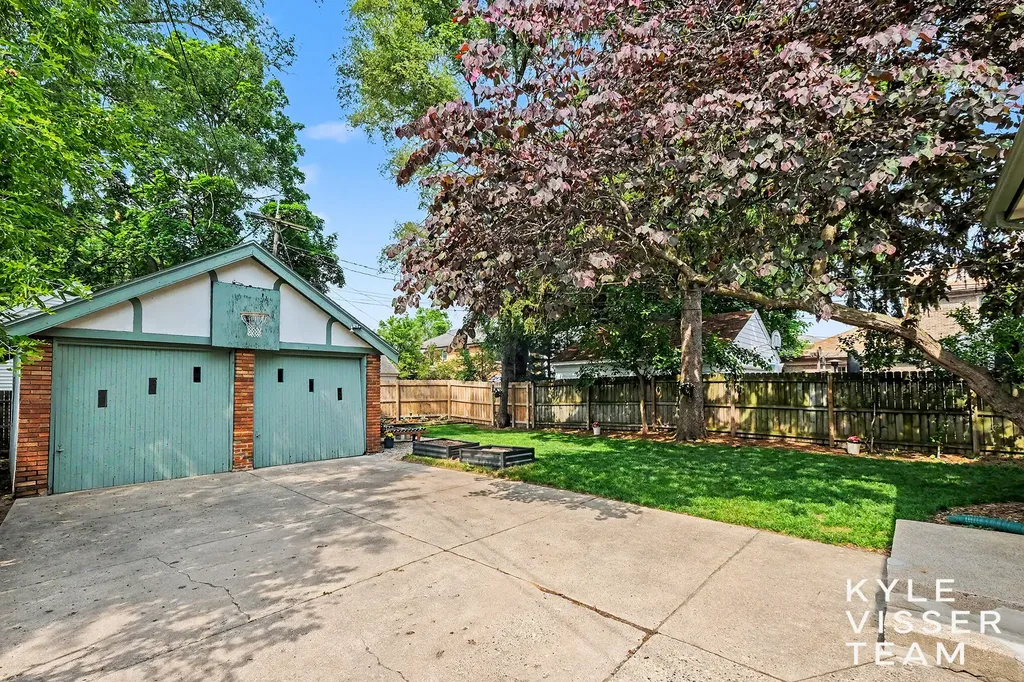 1415 Fisk Road SE Grand Rapids City MI 49506