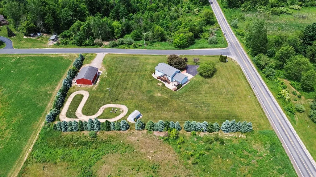 7900 Noffke Drive Thornapple Township MI 49316
