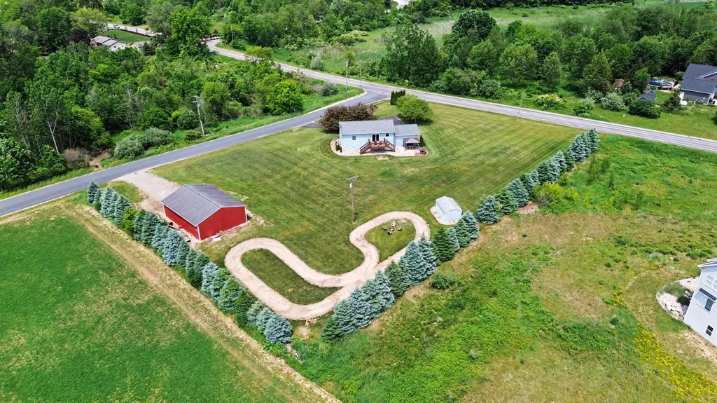 7900 Noffke Drive Thornapple Township MI 49316