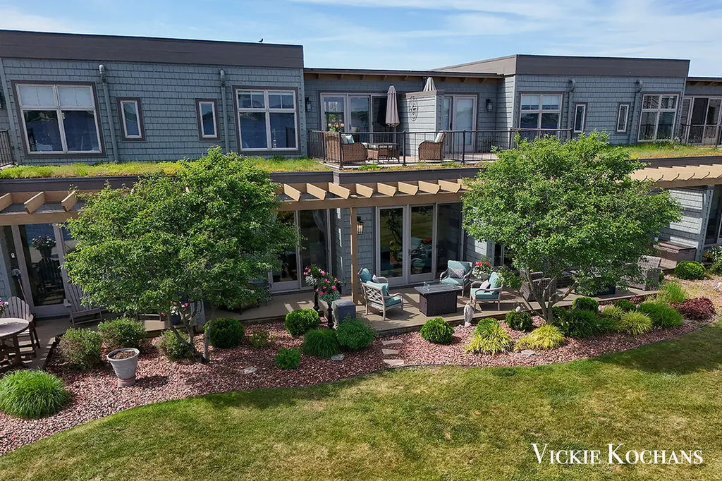 142 Viridian Drive Muskegon City MI 49440