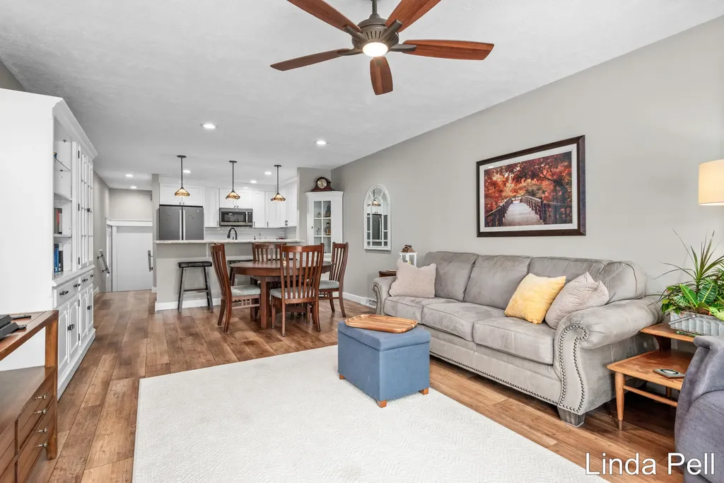 179 Laurelwood Court SW Byron Township MI 49548
