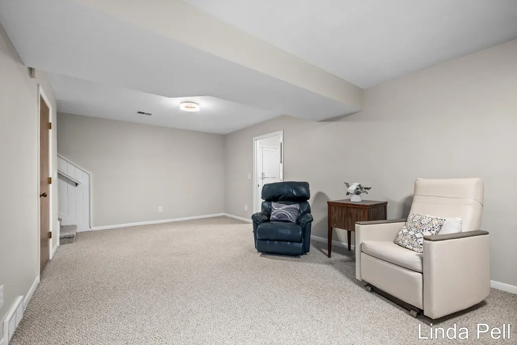 179 Laurelwood Court SW Byron Township MI 49548