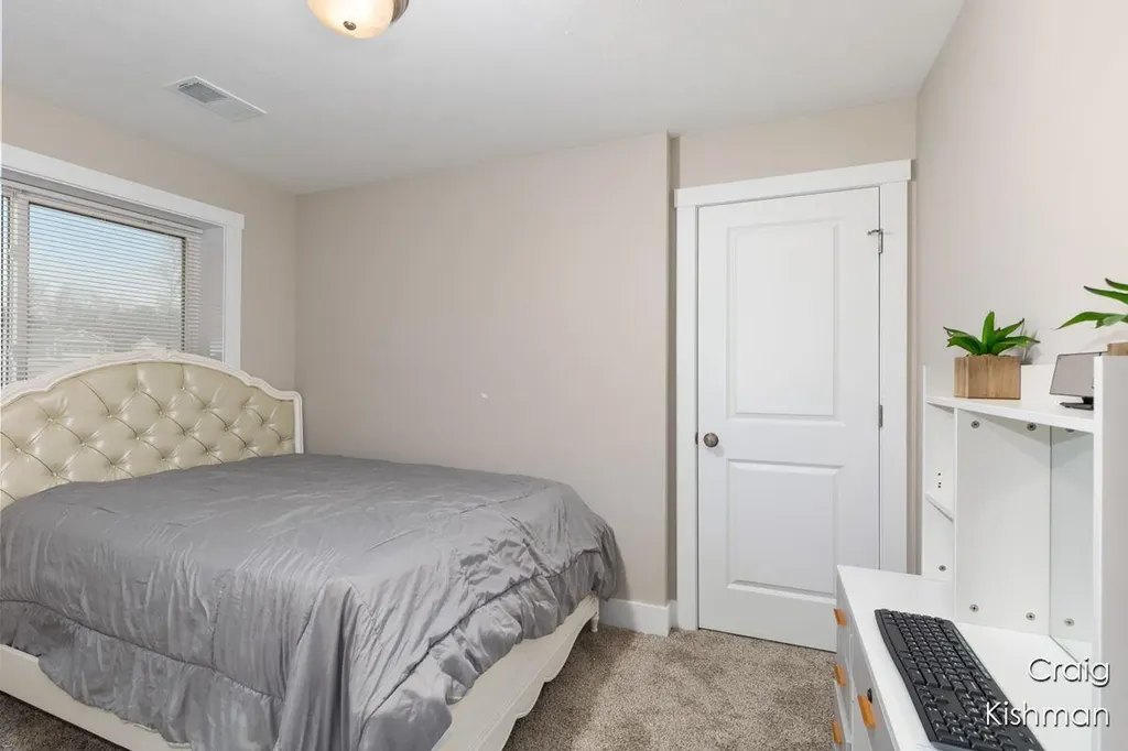 2518 Odawa Trail Fruitport Charter Township MI 49444