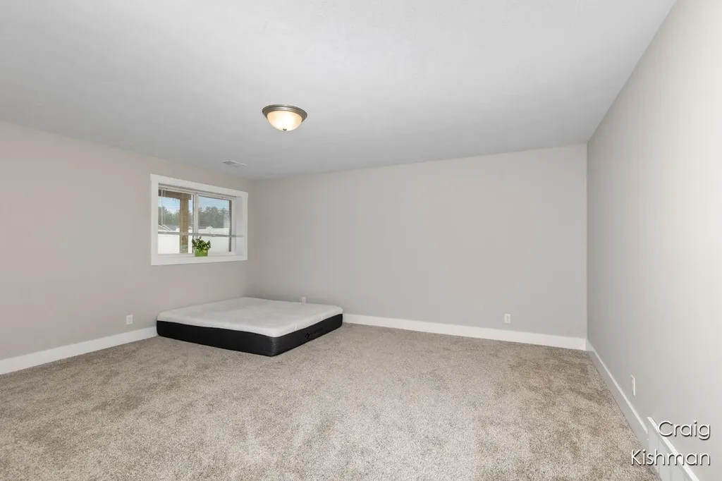 2518 Odawa Trail Fruitport Charter Township MI 49444