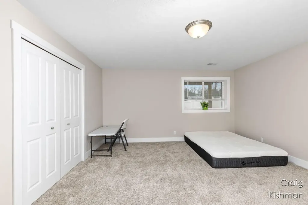 2518 Odawa Trail Fruitport Charter Township MI 49444