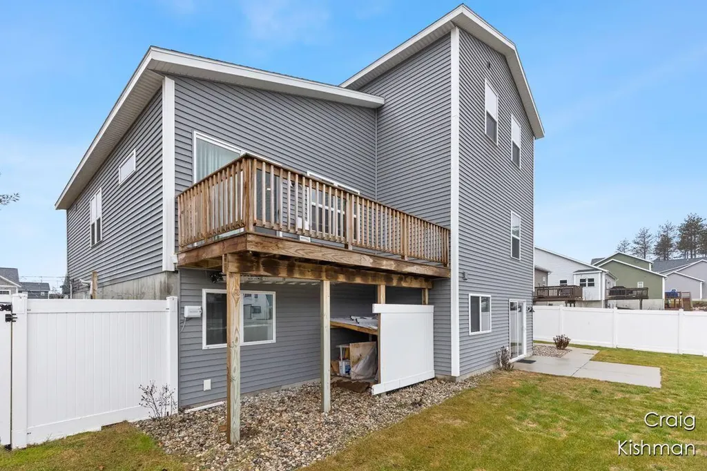 2518 Odawa Trail Fruitport Charter Township MI 49444