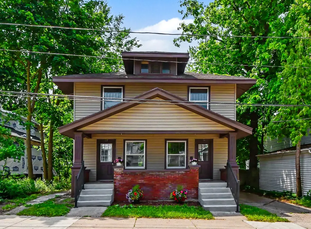 520 Bissell Street NE Grand Rapids City MI 49503