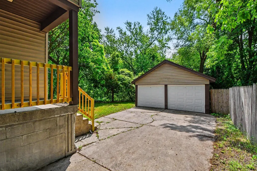 520 Bissell Street NE Grand Rapids City MI 49503