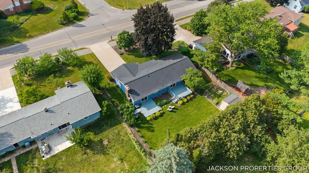 1630 Forest Hill Avenue SE Kentwood City MI 49546