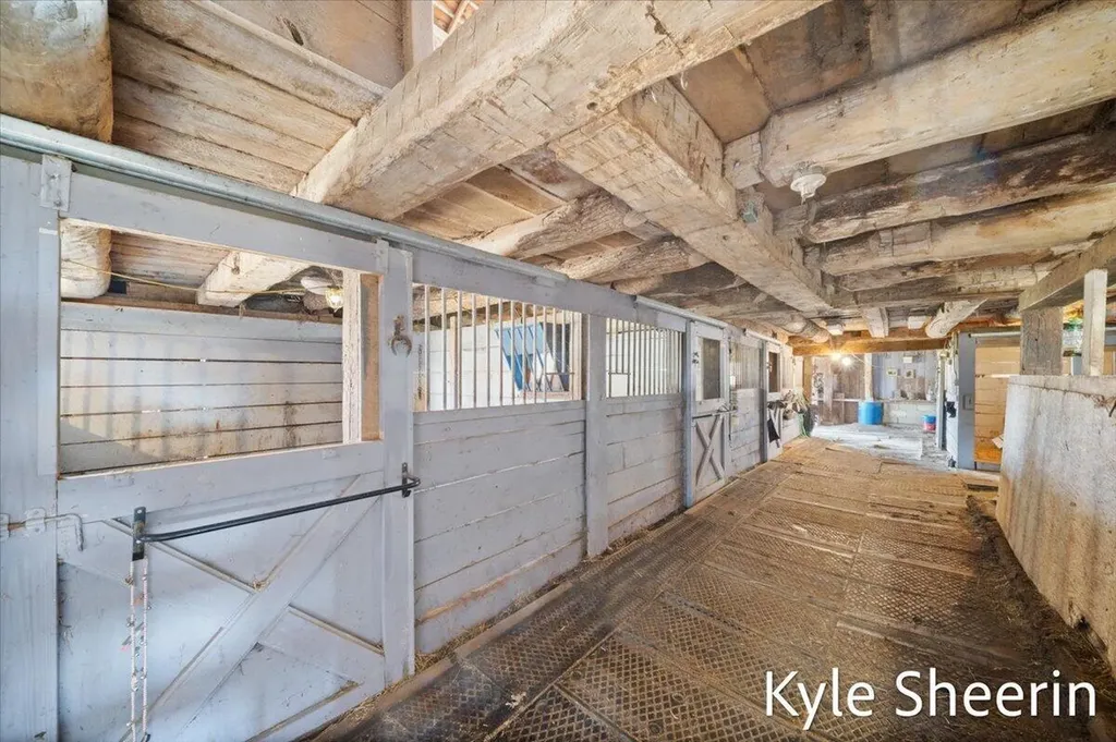 1648 S Johnson Road Easton Township MI 48881