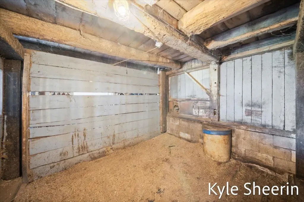 1648 S Johnson Road Easton Township MI 48881