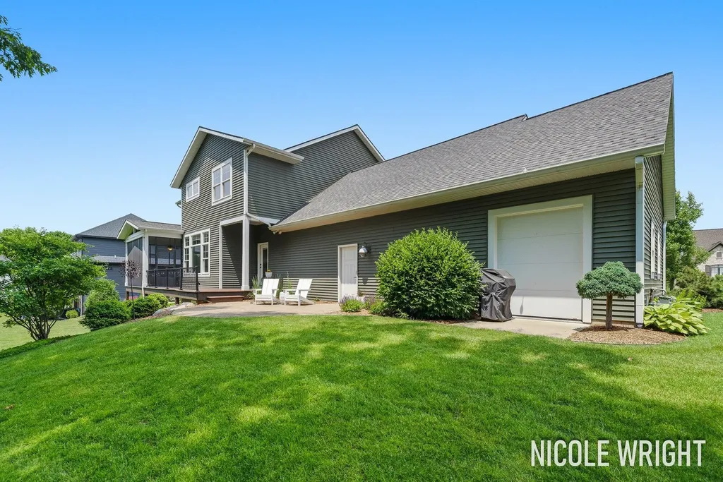 600 Stonehill Court Georgetown Charter Township MI 49418
