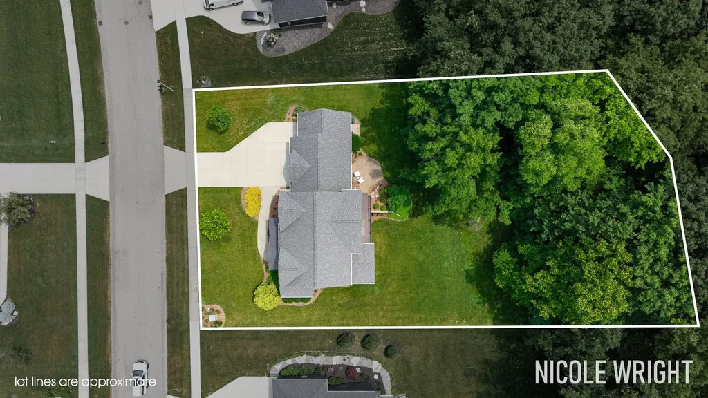 600 Stonehill Court Georgetown Charter Township MI 49418